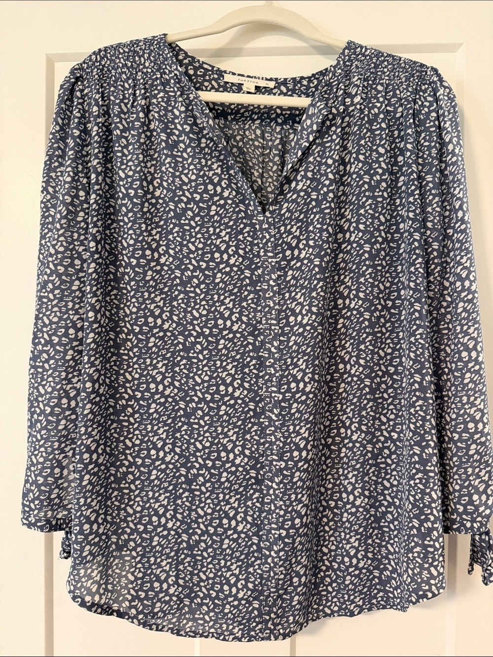 fun 2 fun Blue and White Printed V-Neck Long Sleeve Blouse